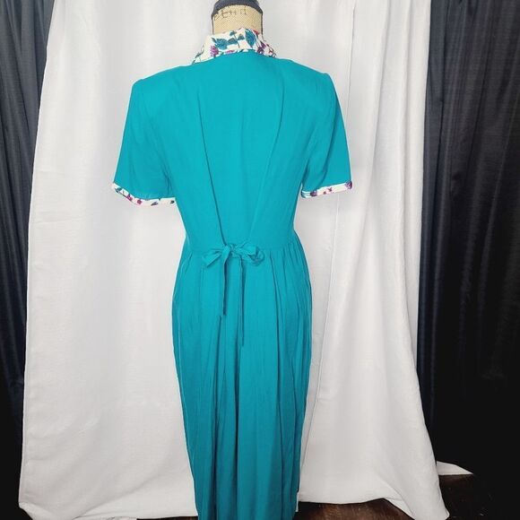 Vintage 60s 70s Teal Flower Print Bib Collar Grannycore Modest Dress - Picture 4 of 12